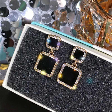XE059 - Rectangular Drop Earrings